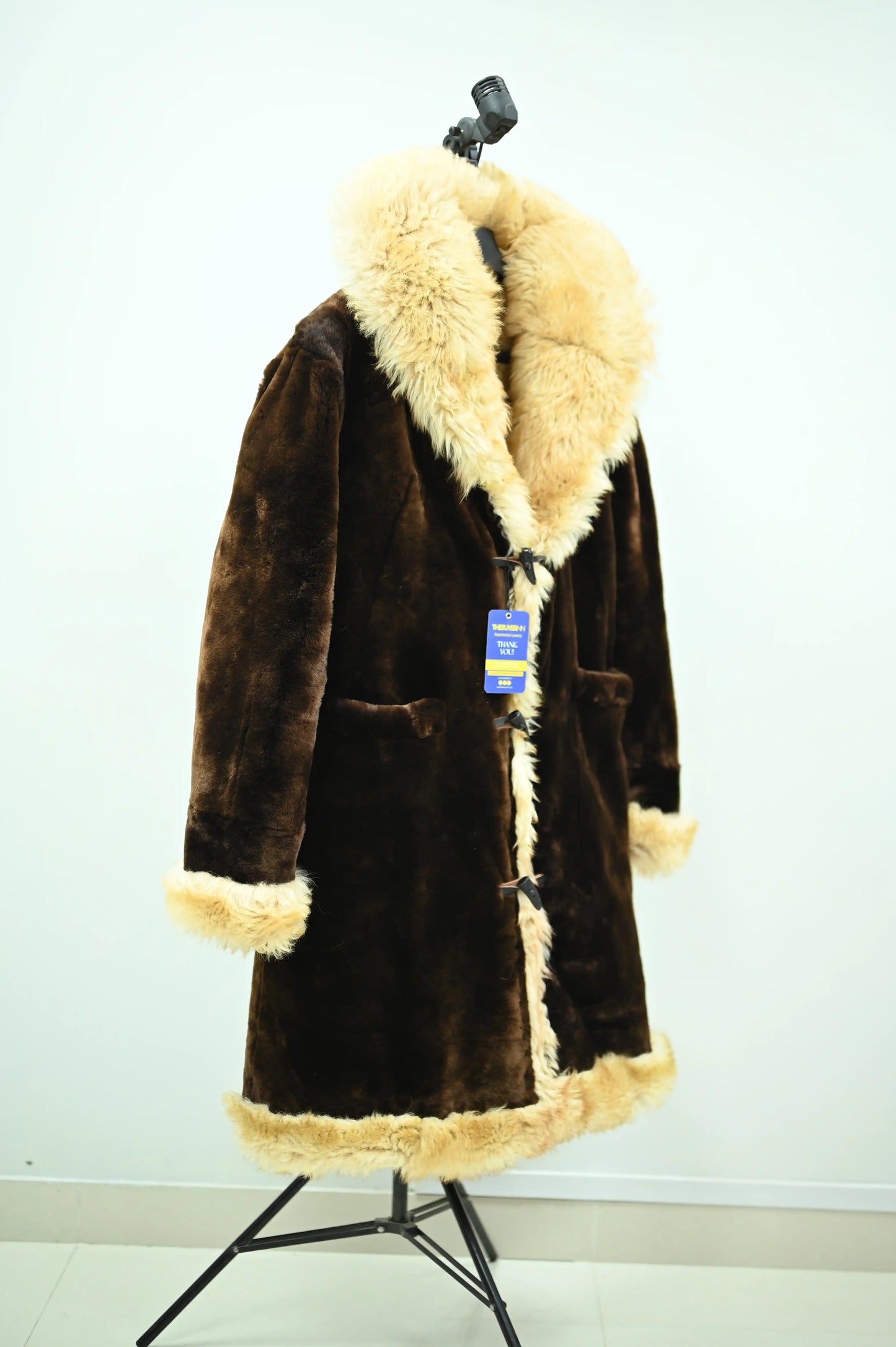 VIN DIESEL Real Sheared Beaver Fur Coat Alpaca sheep natural Fur Shawl Collar xxx movie complete sheep fur lining