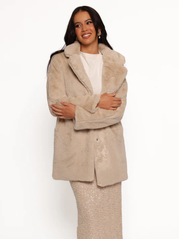 Elegant Champagne Cream Faux Fur Jacket