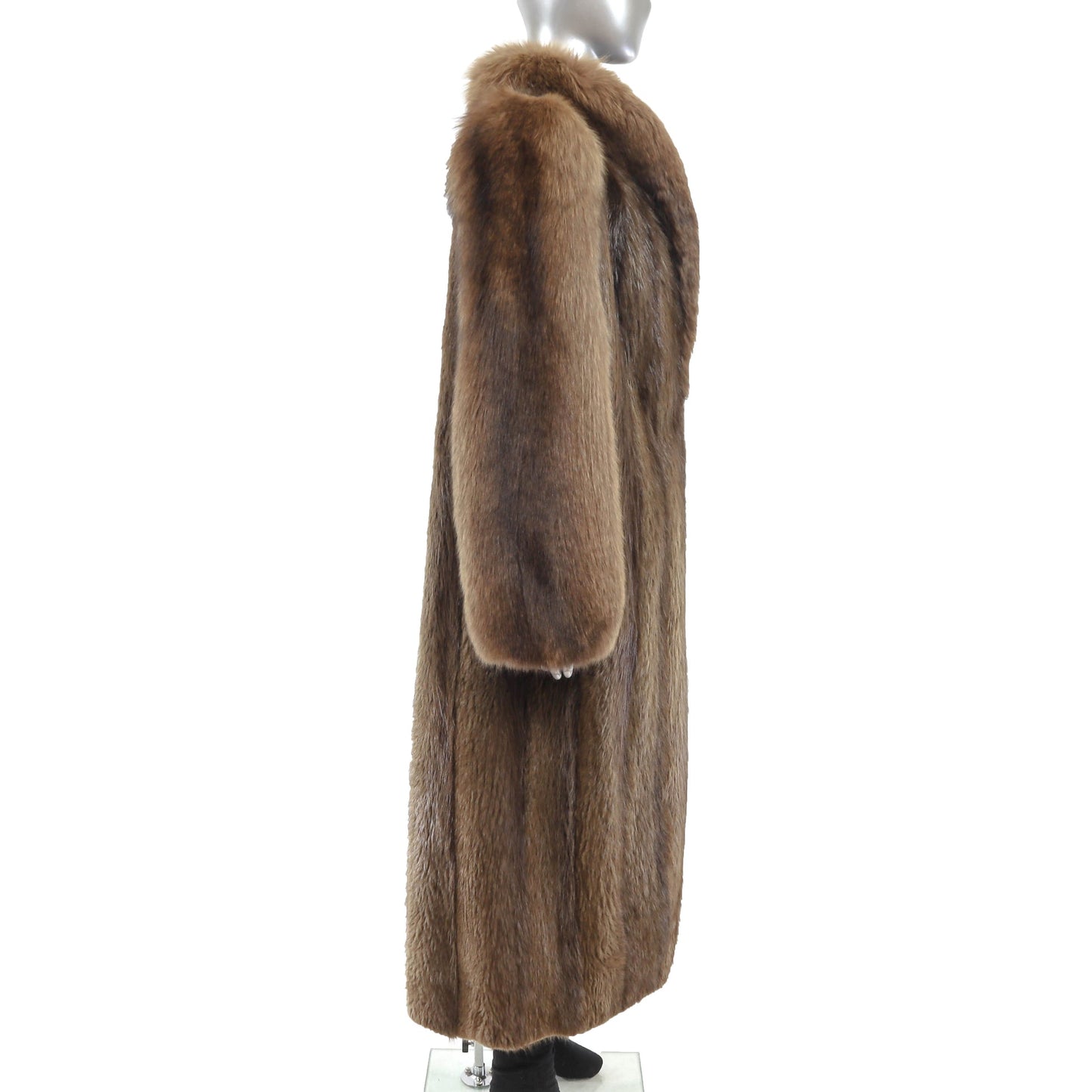 Women's Brown Beaver Fur Coat - Luxurious Fox Collar and Sleeves | Premium Outerwear