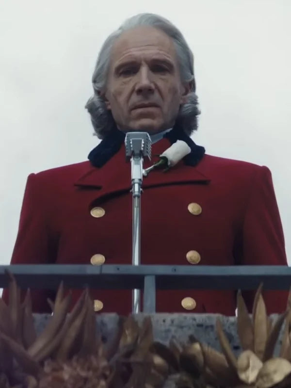 ralph fiennes coat